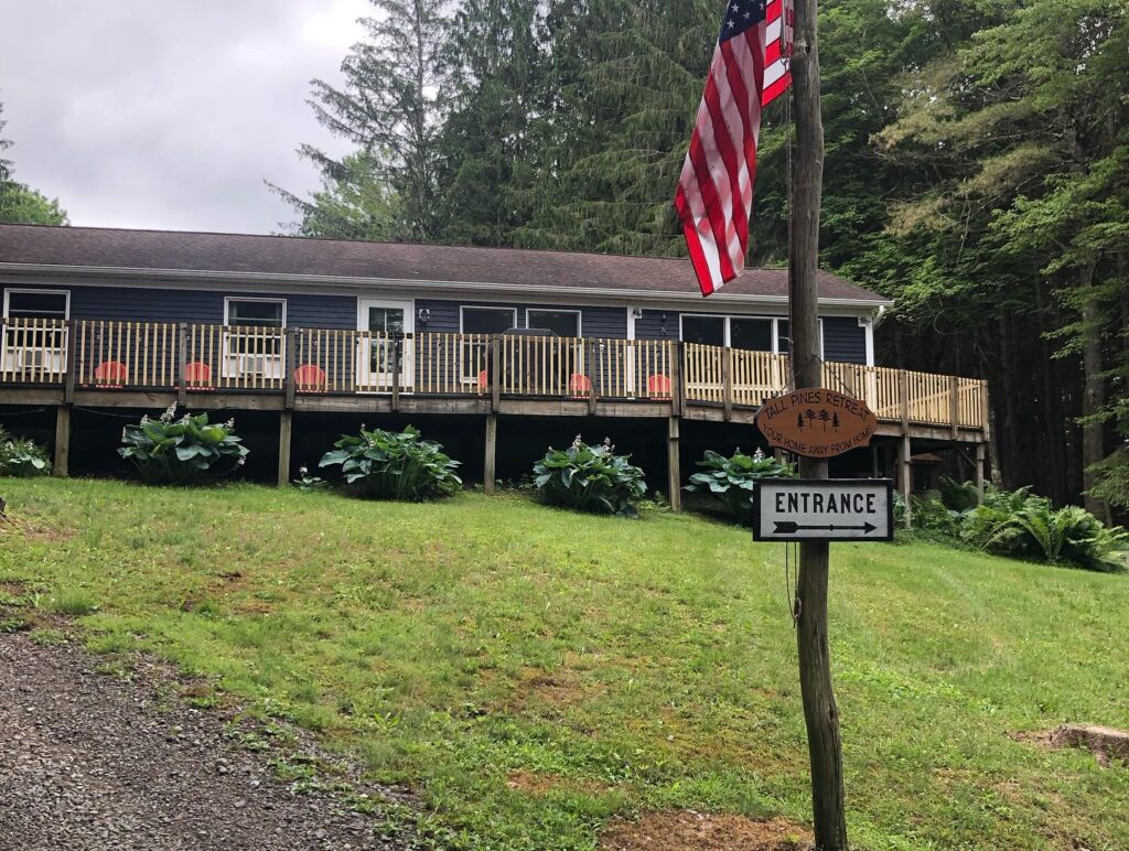 Instagram post from creatingourwayhome. This post is in position 1.