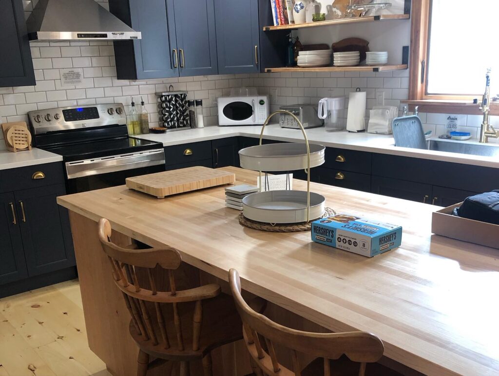Instagram post from creatingourwayhome. This post is in position 9.